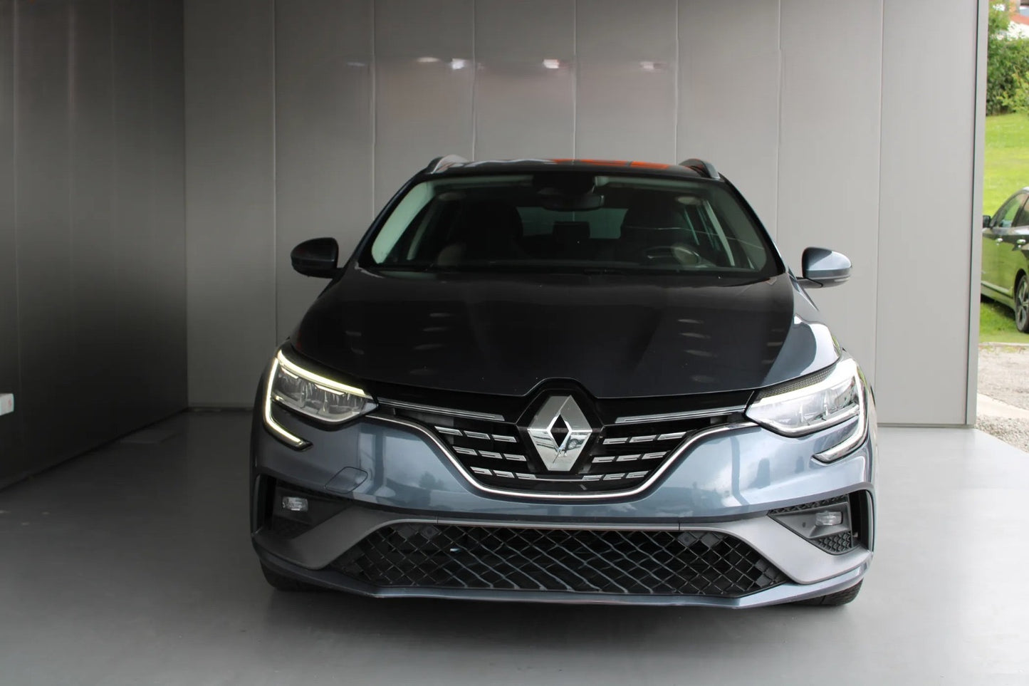 Megane 1.6 híbrida 2021